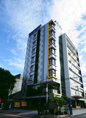 Гостиница Lynt Hotel Jakarta  Джакарта